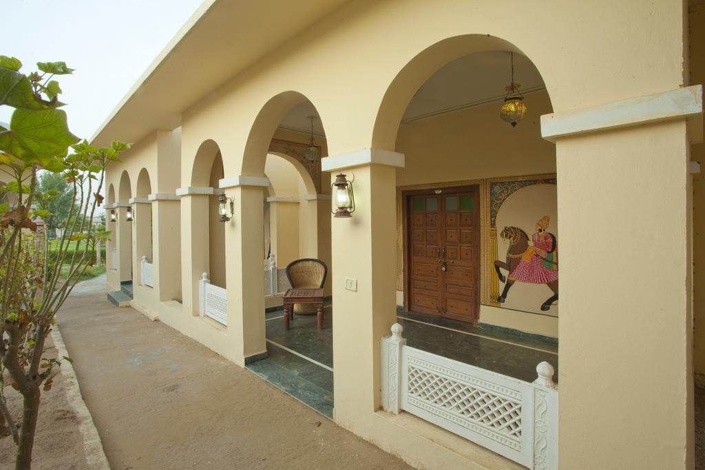 Sara Vilas Hotel Nawalgarh Eksteriør bilde