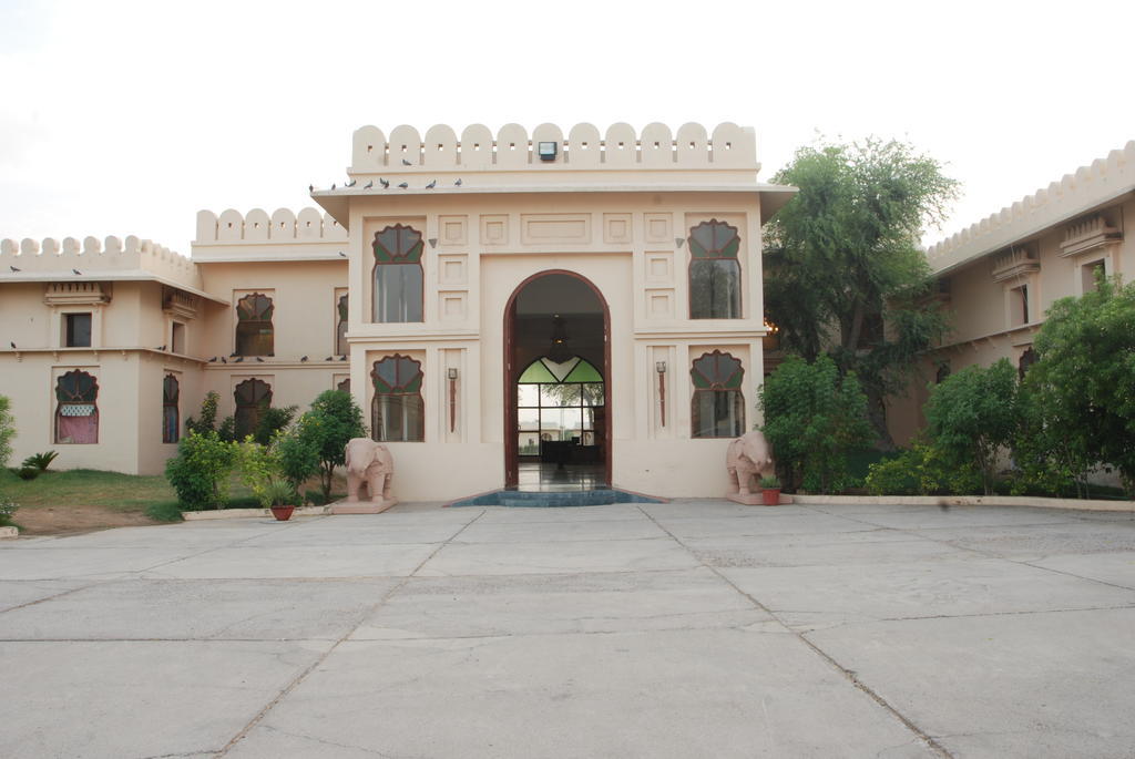 Sara Vilas Hotel Nawalgarh Eksteriør bilde