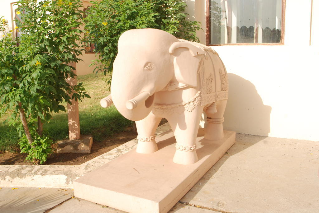 Sara Vilas Hotel Nawalgarh Eksteriør bilde