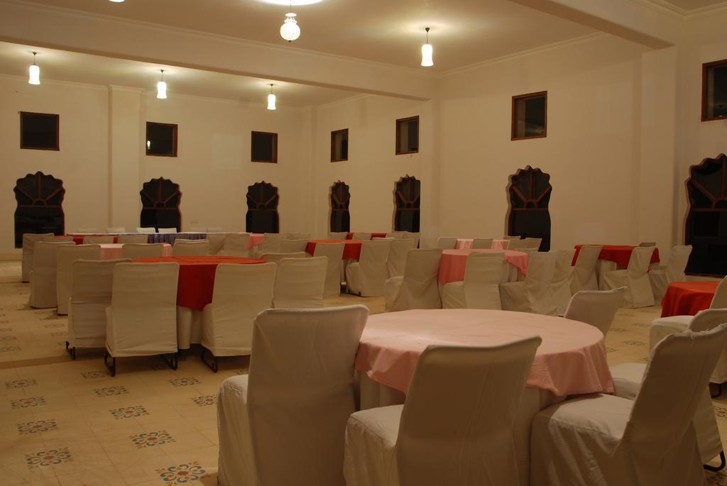 Sara Vilas Hotel Nawalgarh Eksteriør bilde